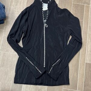 Women’s show shirt